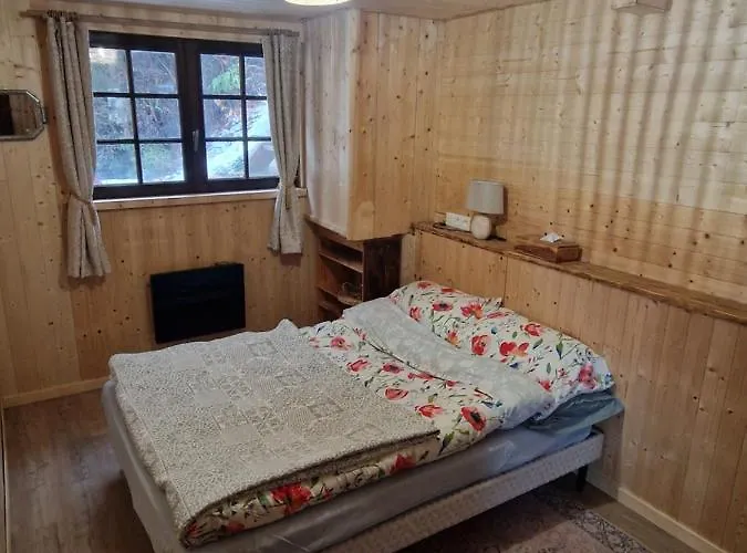Alpine 1 Bed With Beautiful Views * Le Biot